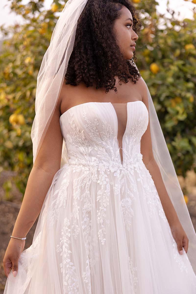 Stella York Style Number 7825 - 7