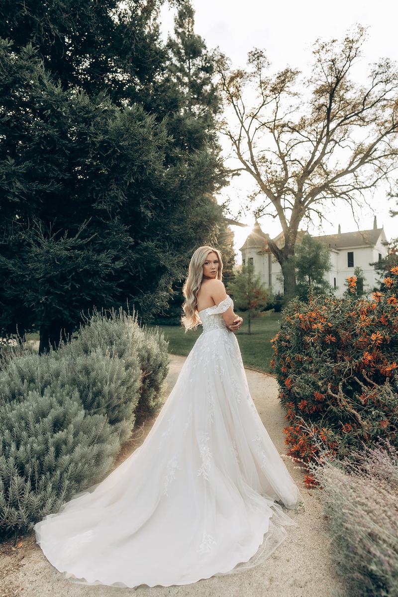 Stella York Style Number 7849 - 4