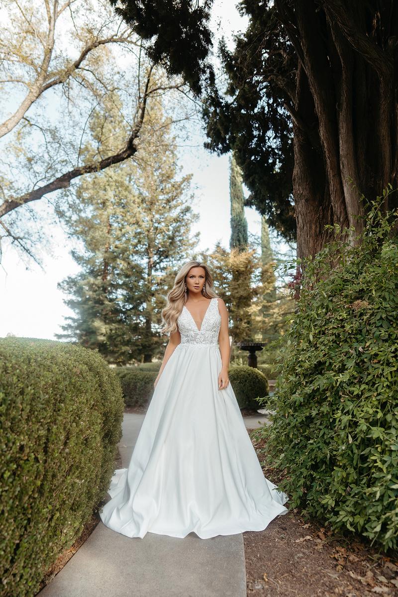 Stella York Style Number 7895 - 1