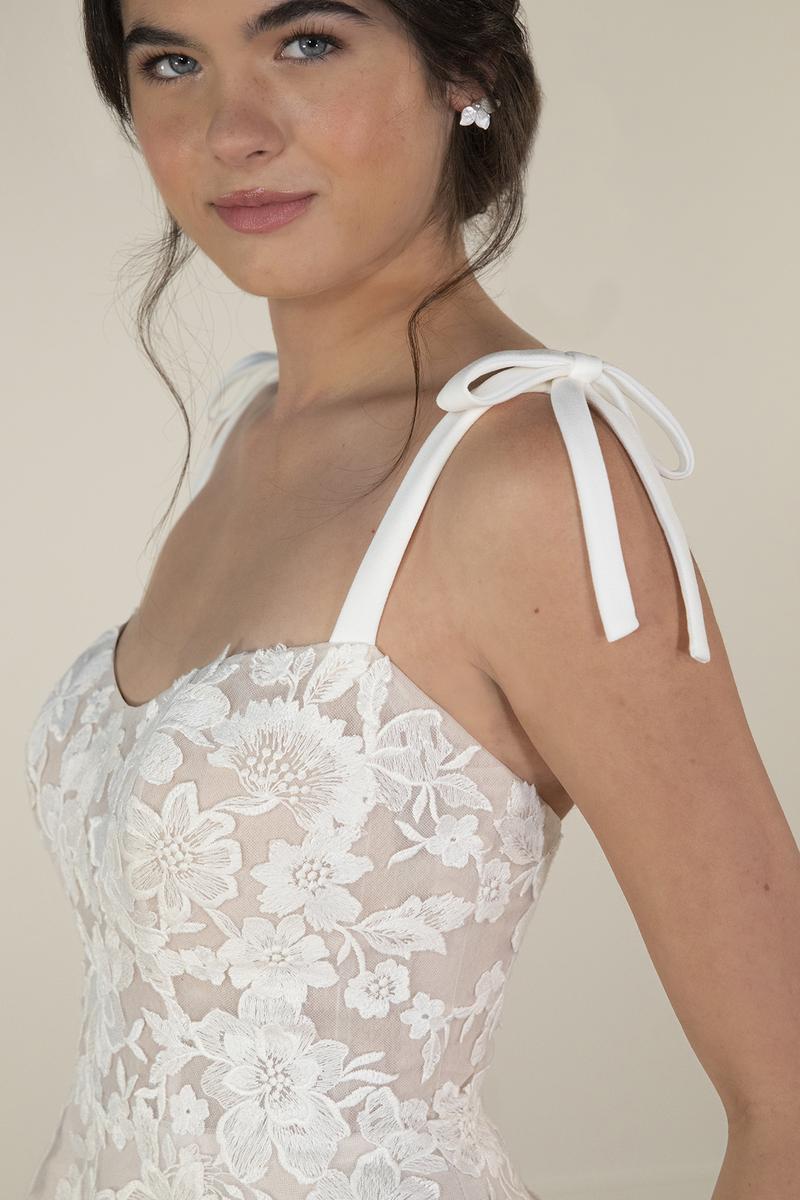 Stella York Style Number 7899 - 7