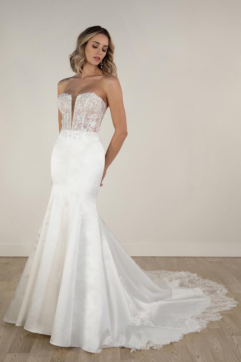 Stella York Style Number 7935 - 3