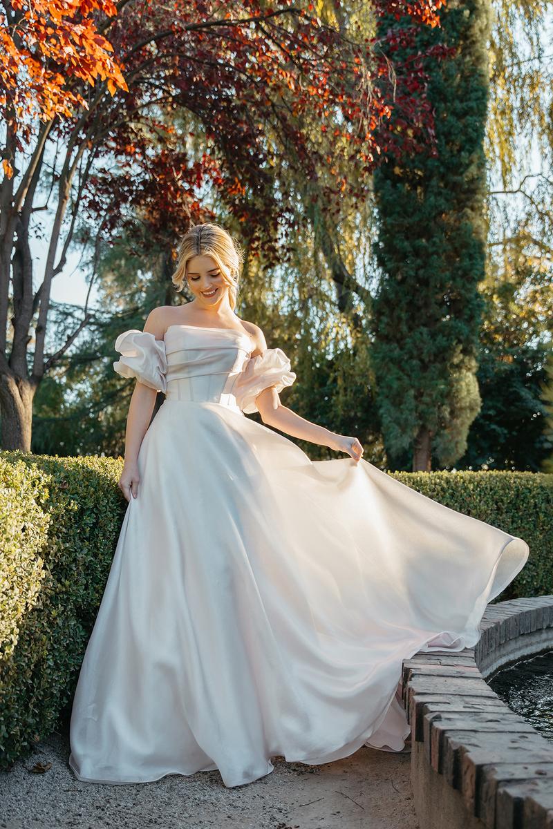 Stella York Style Number 7940 - 3