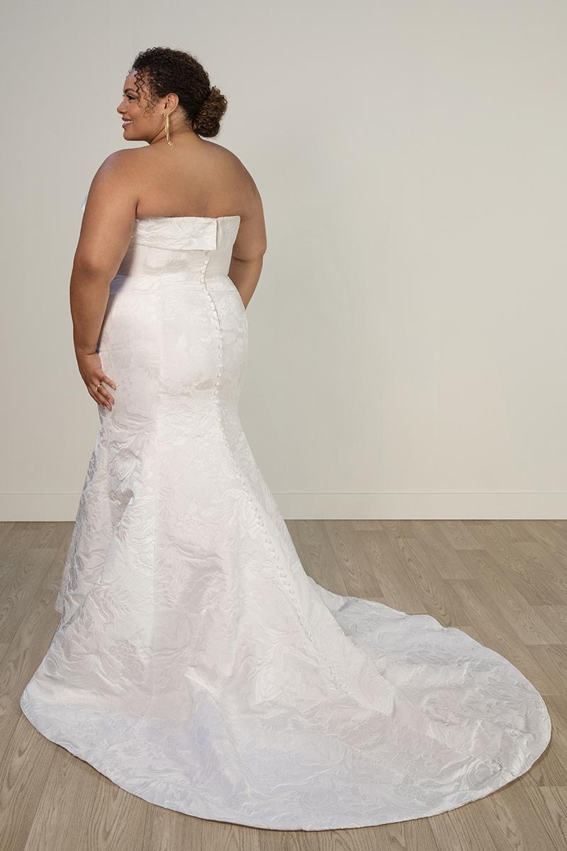 Stella York Style Number 8011 - 8