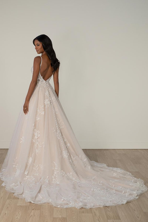 Stella York Style Number 8017 - 2