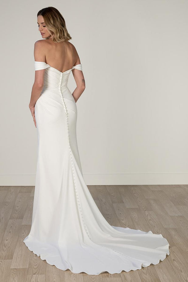 Stella York Style Number 8018 - 2