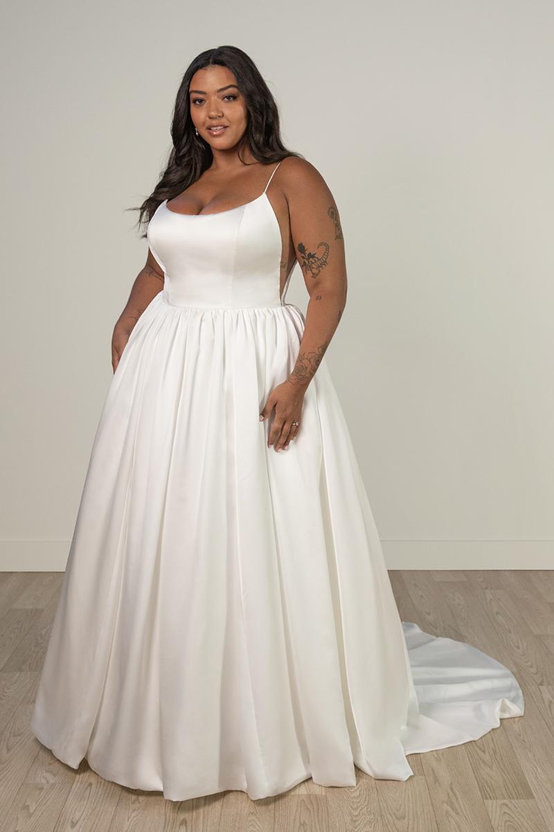 Stella York Style Number 8024 - 3