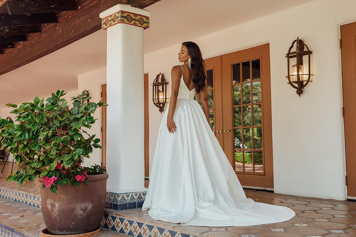 Stella York Style Number 8024 - 8