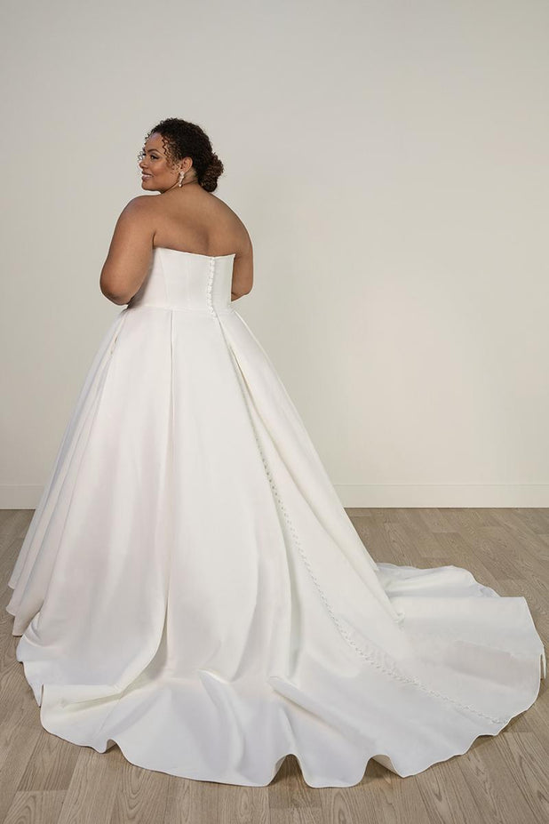 Stella York Style Number 8033 - 2