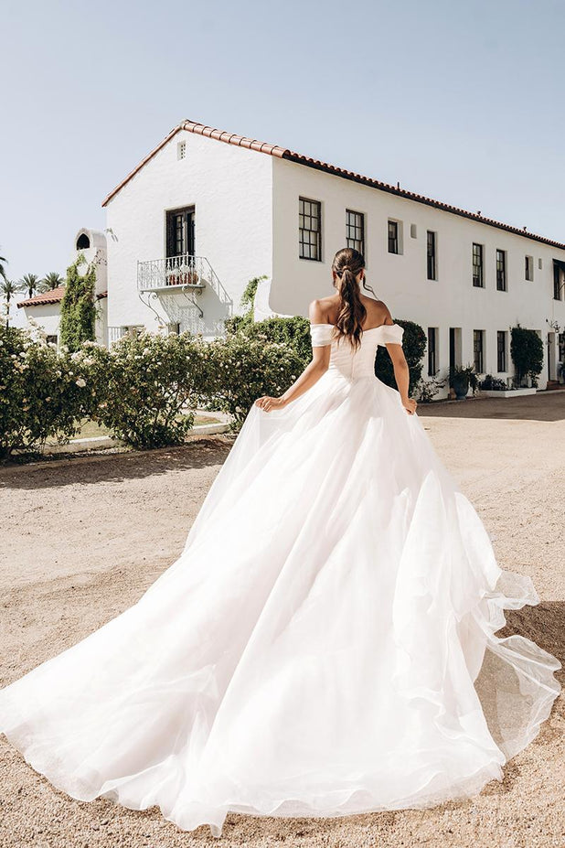 Stella York Style Number 8058 - 2