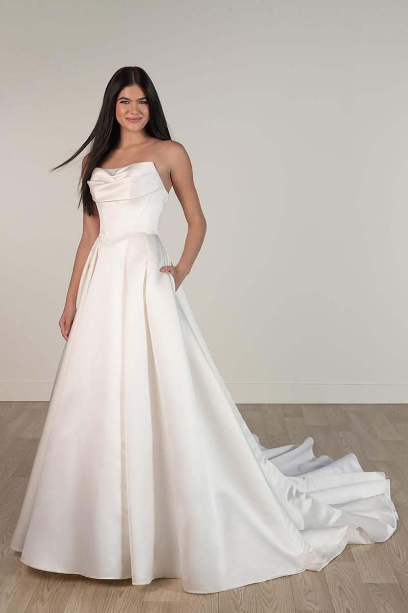 Stella York Bridal Dress SY8084 Alexandra's Boutique Stella York Bridal Dress SY8084 Alexandra's Boutique