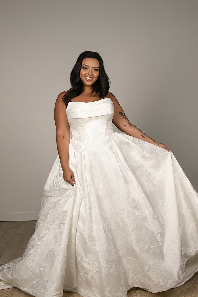 Stella York Style Number SY8084 - 8