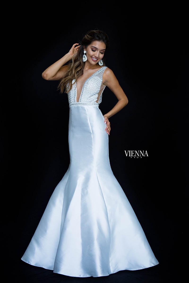 Vienna Style Number 8295 - 3