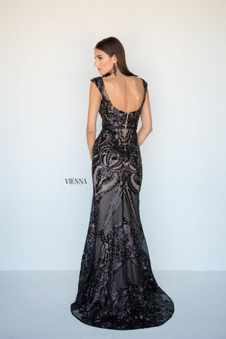 Vienna Style Number 8810 - 6