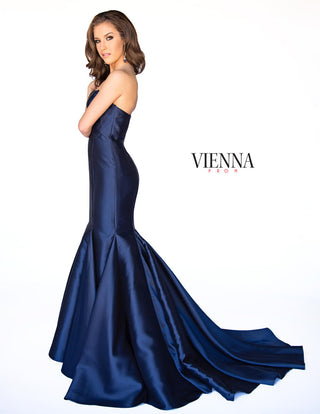 Vienna Short Style Number 8252 - 5