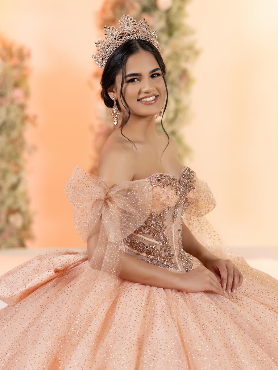 Fiesta Style Number 56561 - 7