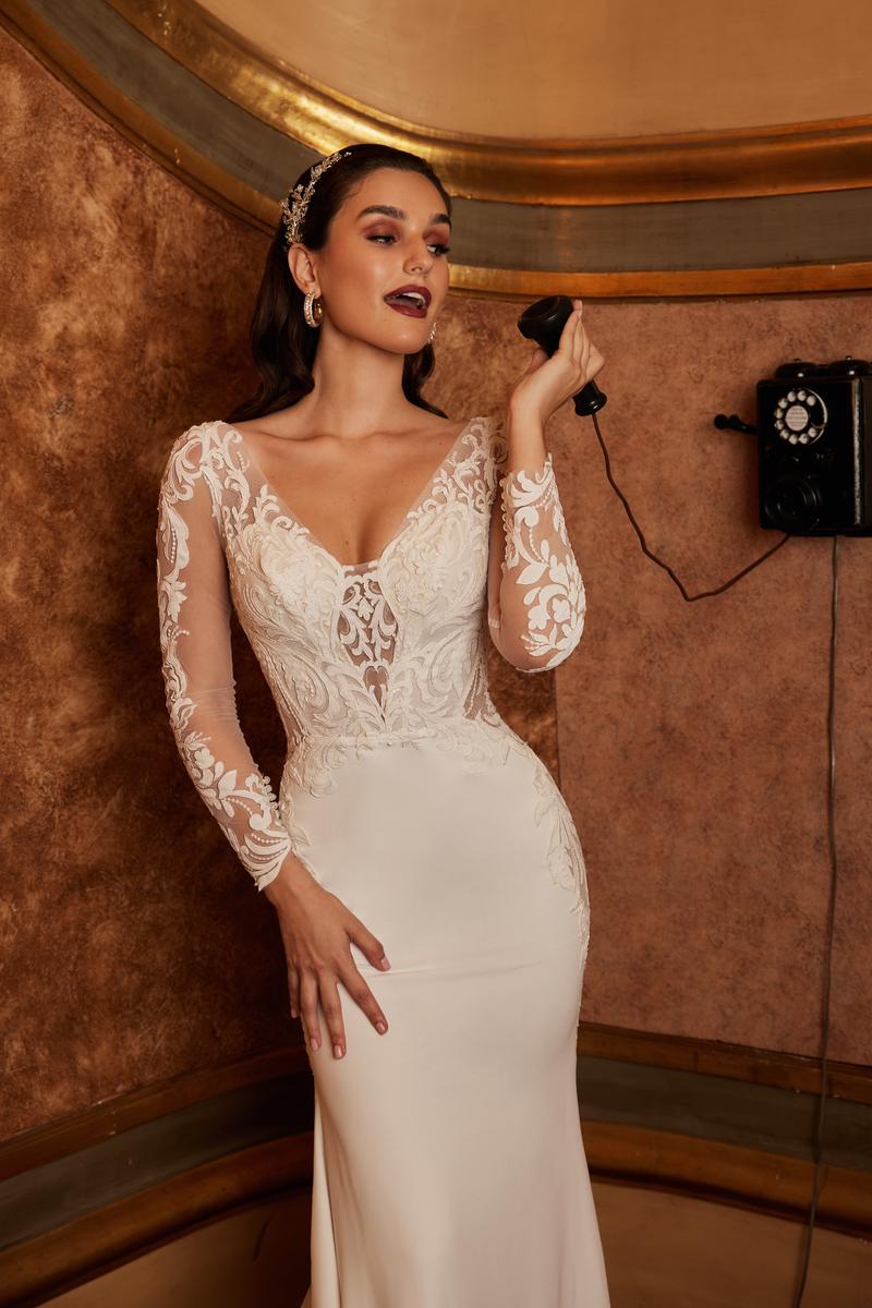 Calla Blanche Style Number 122124 - 3