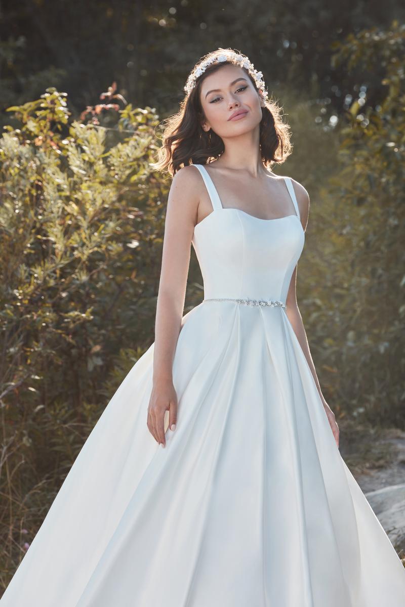 L'Amour Style Number LA21105 - 3