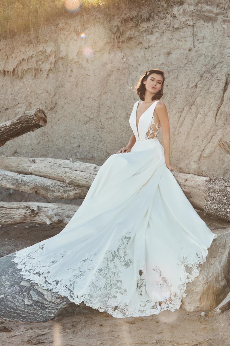 L'Amour Style Number LA21110 - 5