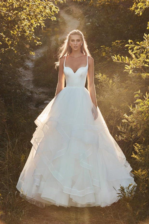 L'Amour Style Number LA21111 - 1