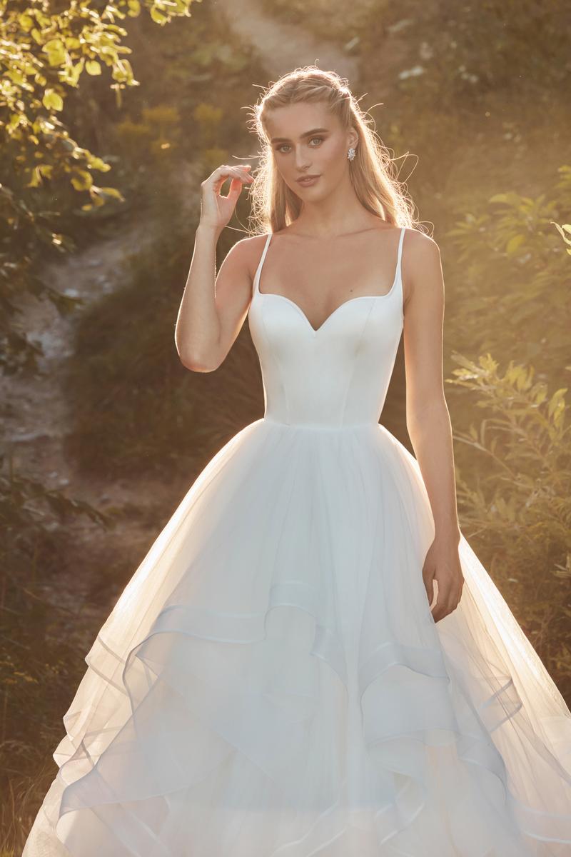L'Amour Style Number LA21111 - 3