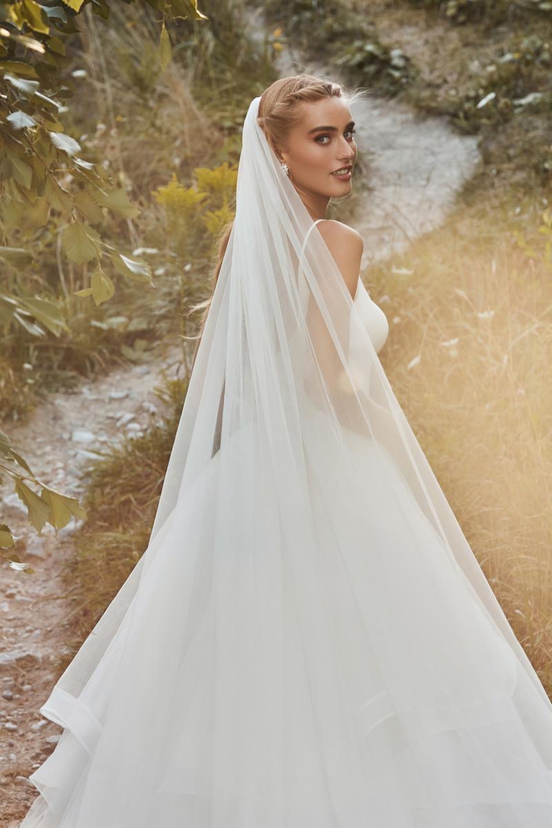L'Amour Style Number LA21111 - 5