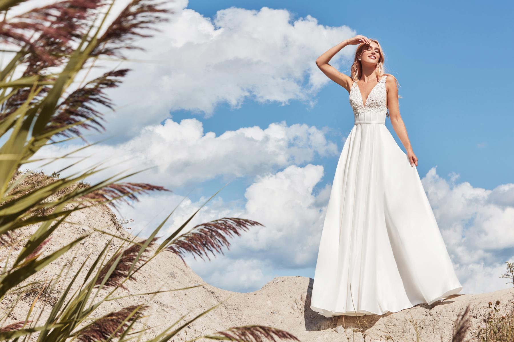 L'Amour Style Number LA21114 - 3
