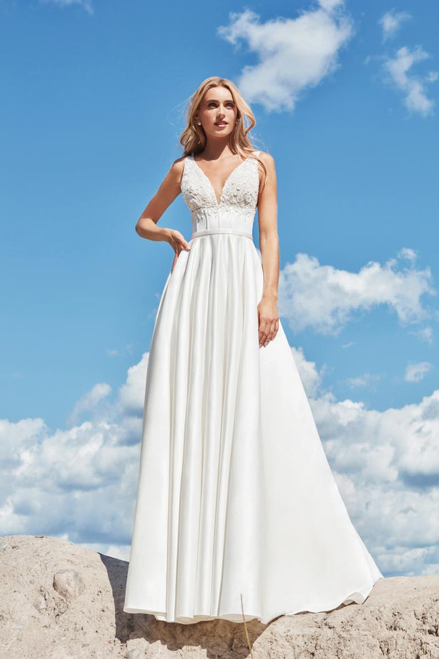 L'Amour Style Number LA21114 - 1
