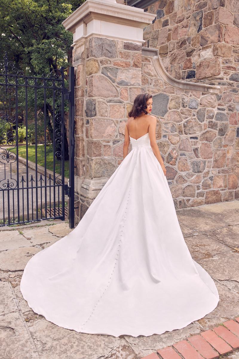 L'Amour Style Number LA22115 - 4