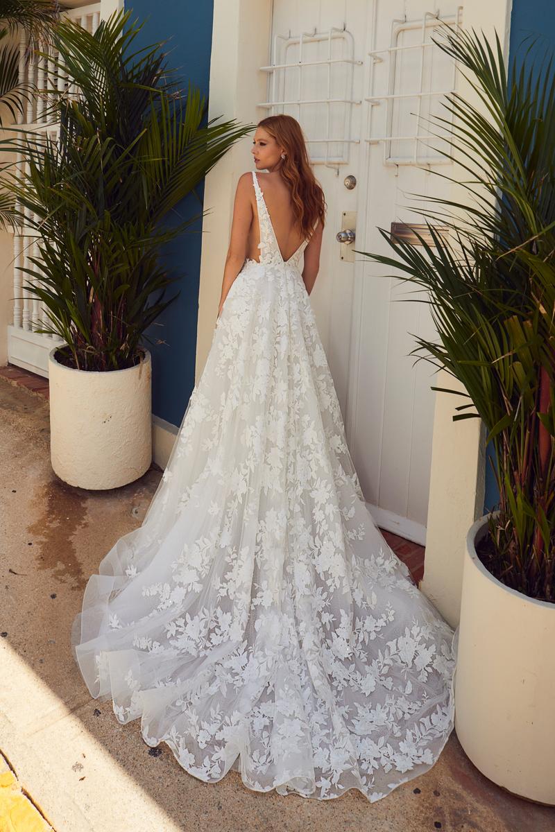 L'Amour Style Number LA23114 - 2