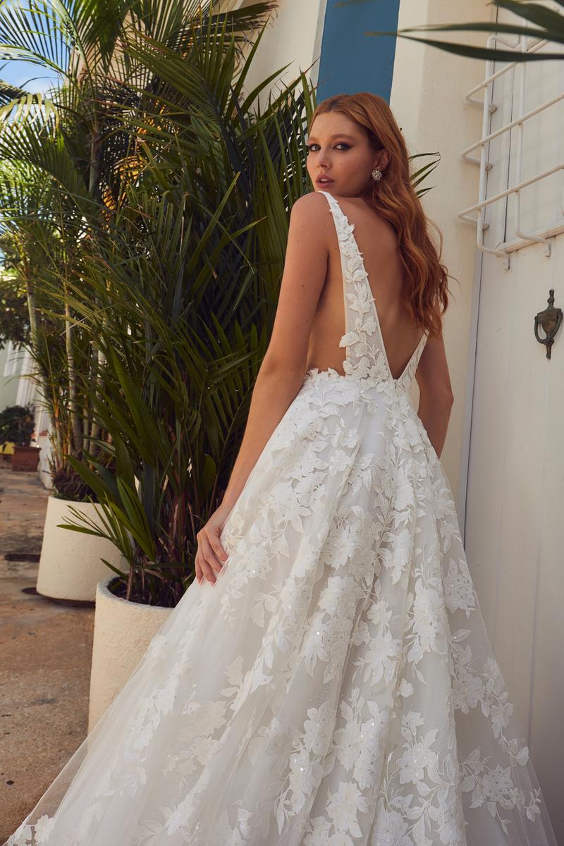 L'Amour Style Number LA23114 - 4