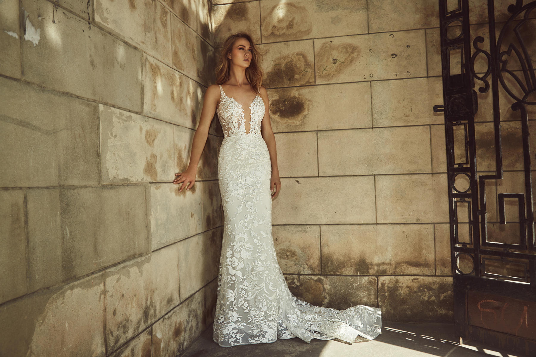 L'Amour Style Number LA8240 - 3