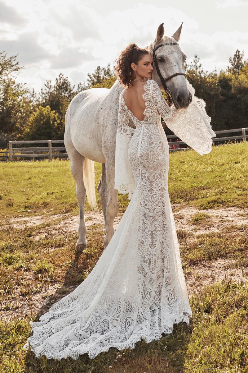 La Perle Style Number LP2114 - 2