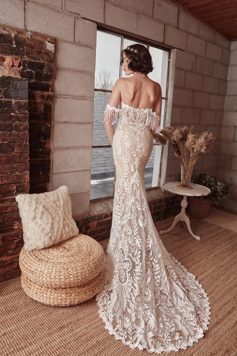 La Perle Style Number LP2122 - 2