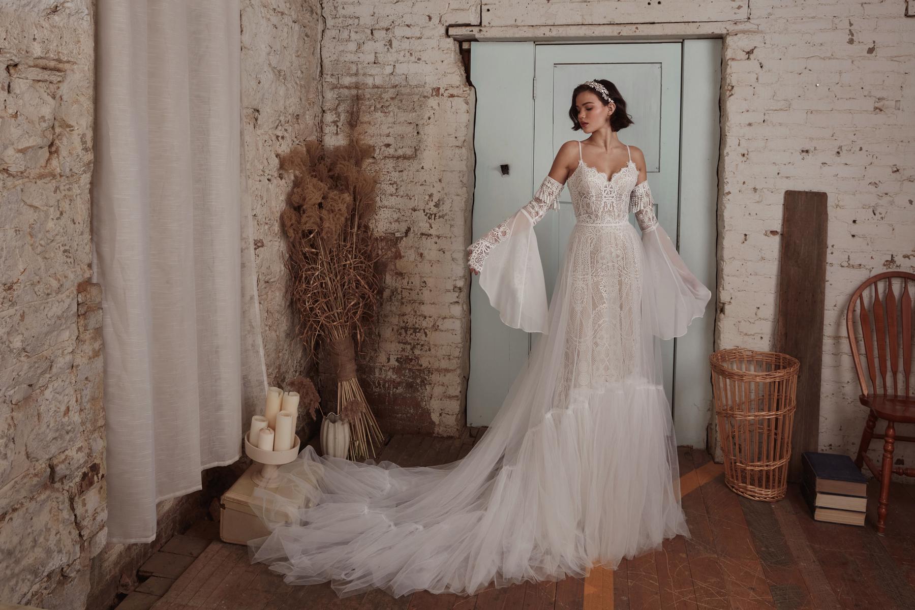 La Perle Style Number LP2124 - 3