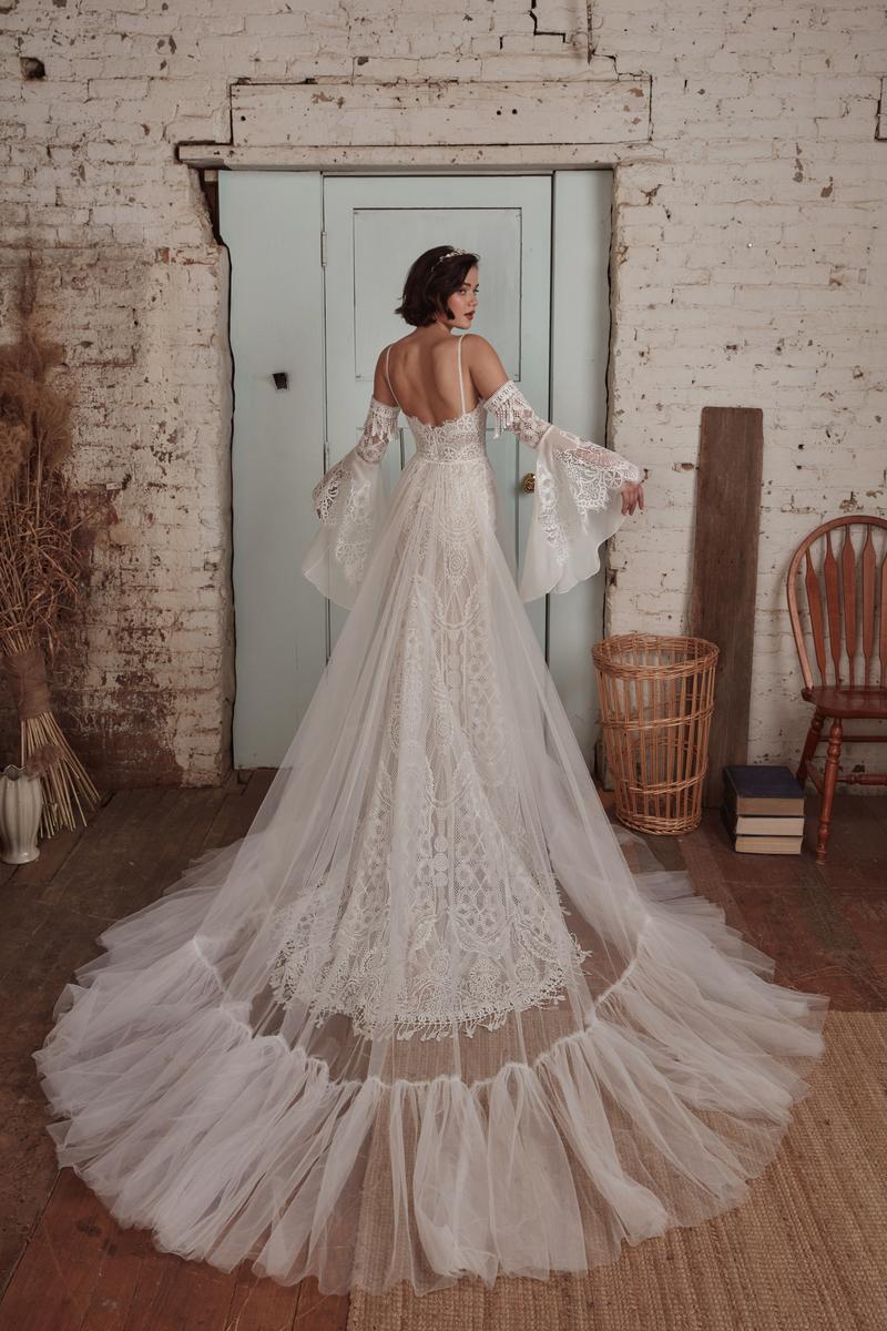 La Perle Style Number LP2124 - 4