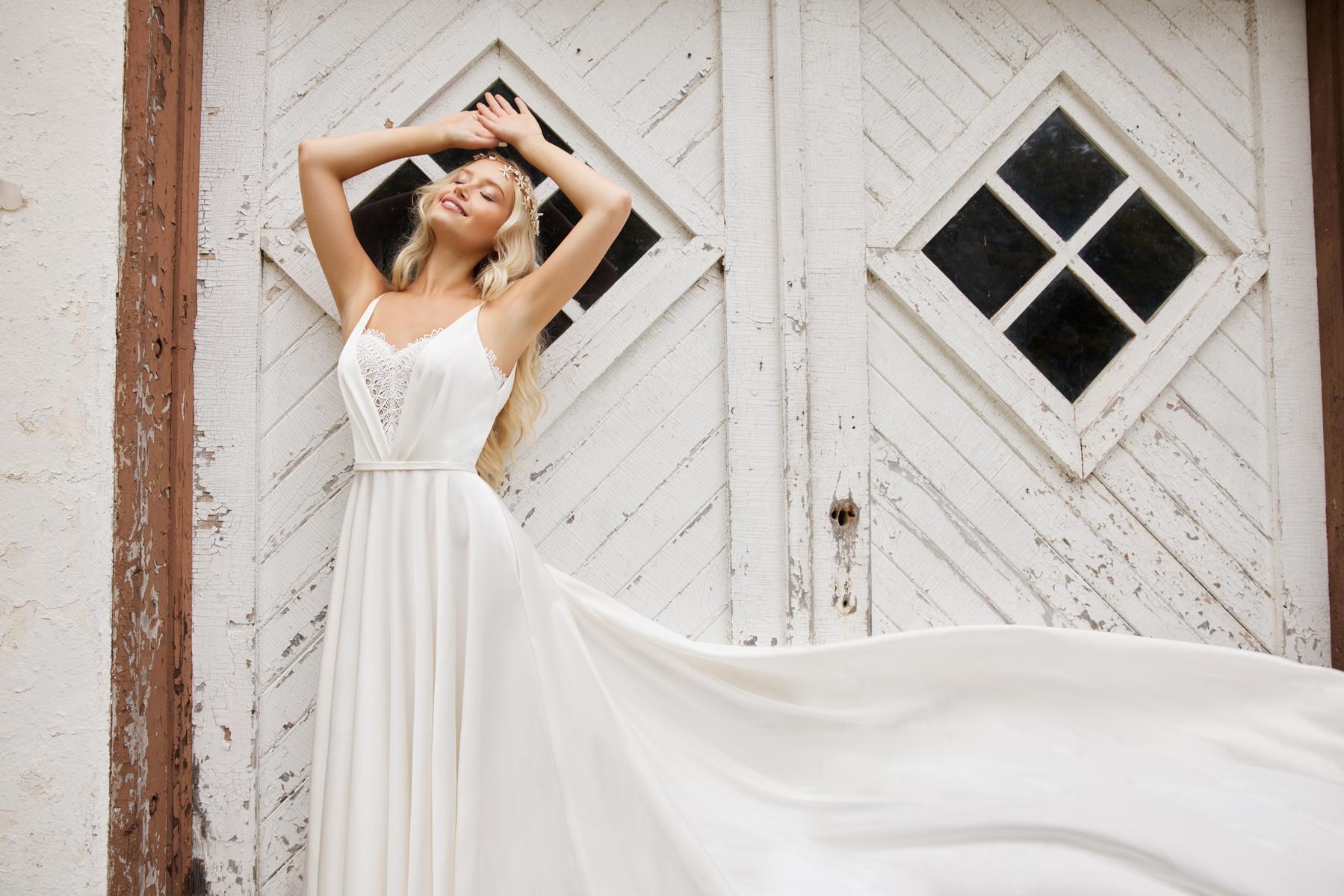 La Perle Style Number LP2206 - 3