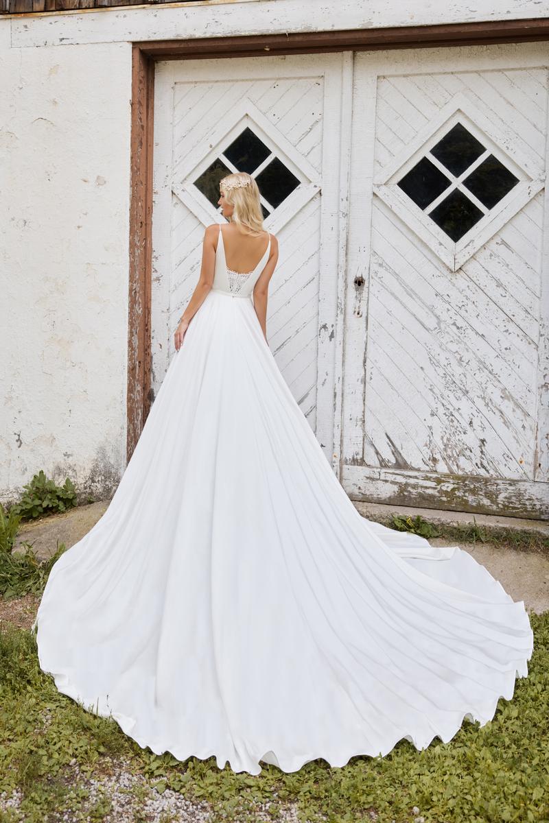 La Perle Style Number LP2206 - 2