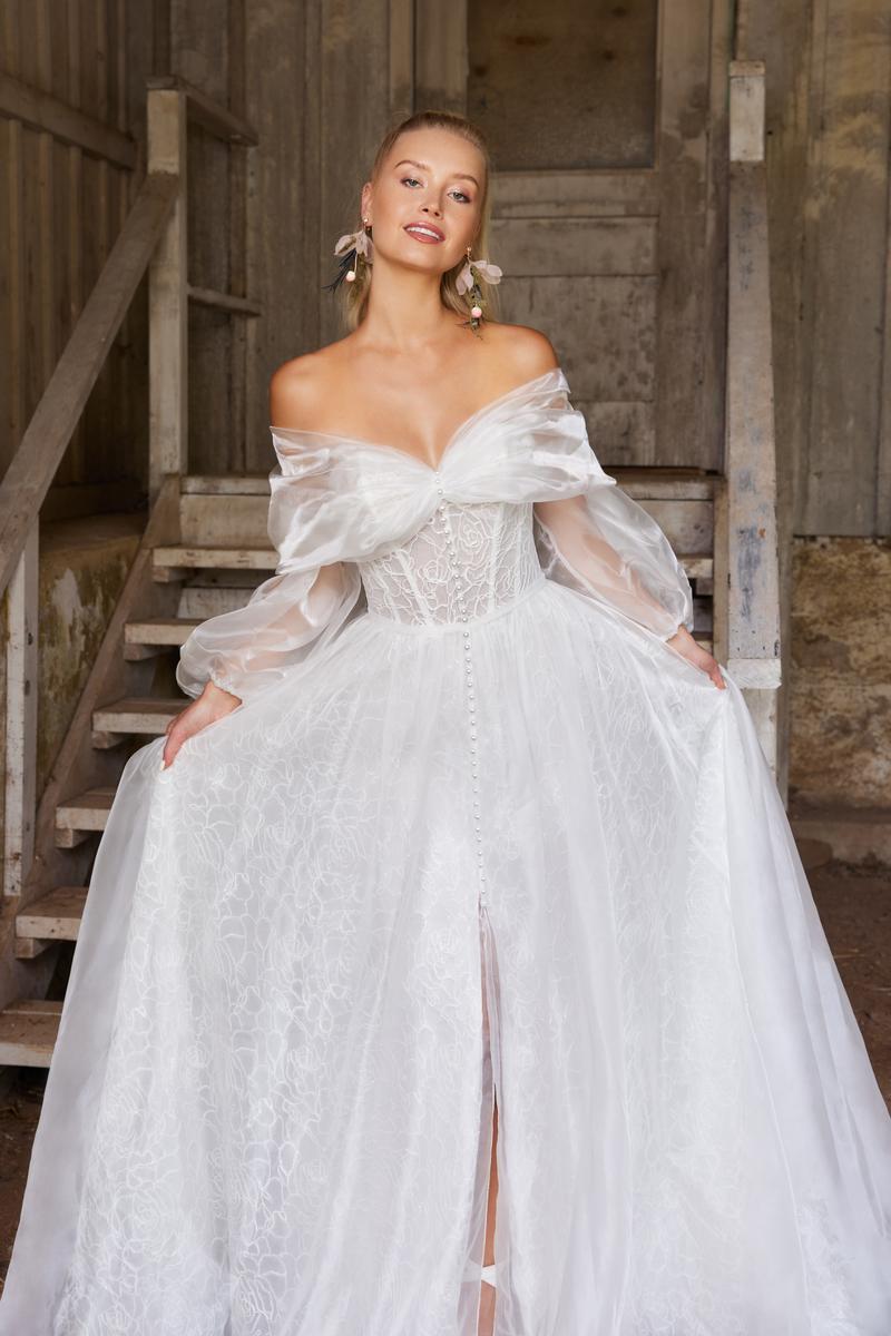 La Perle Style Number LP2214SL - 1