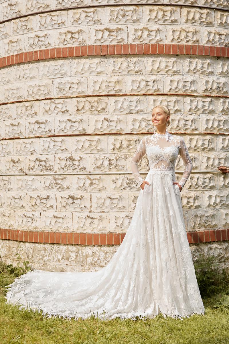 La Perle Style Number LP2222 - 1
