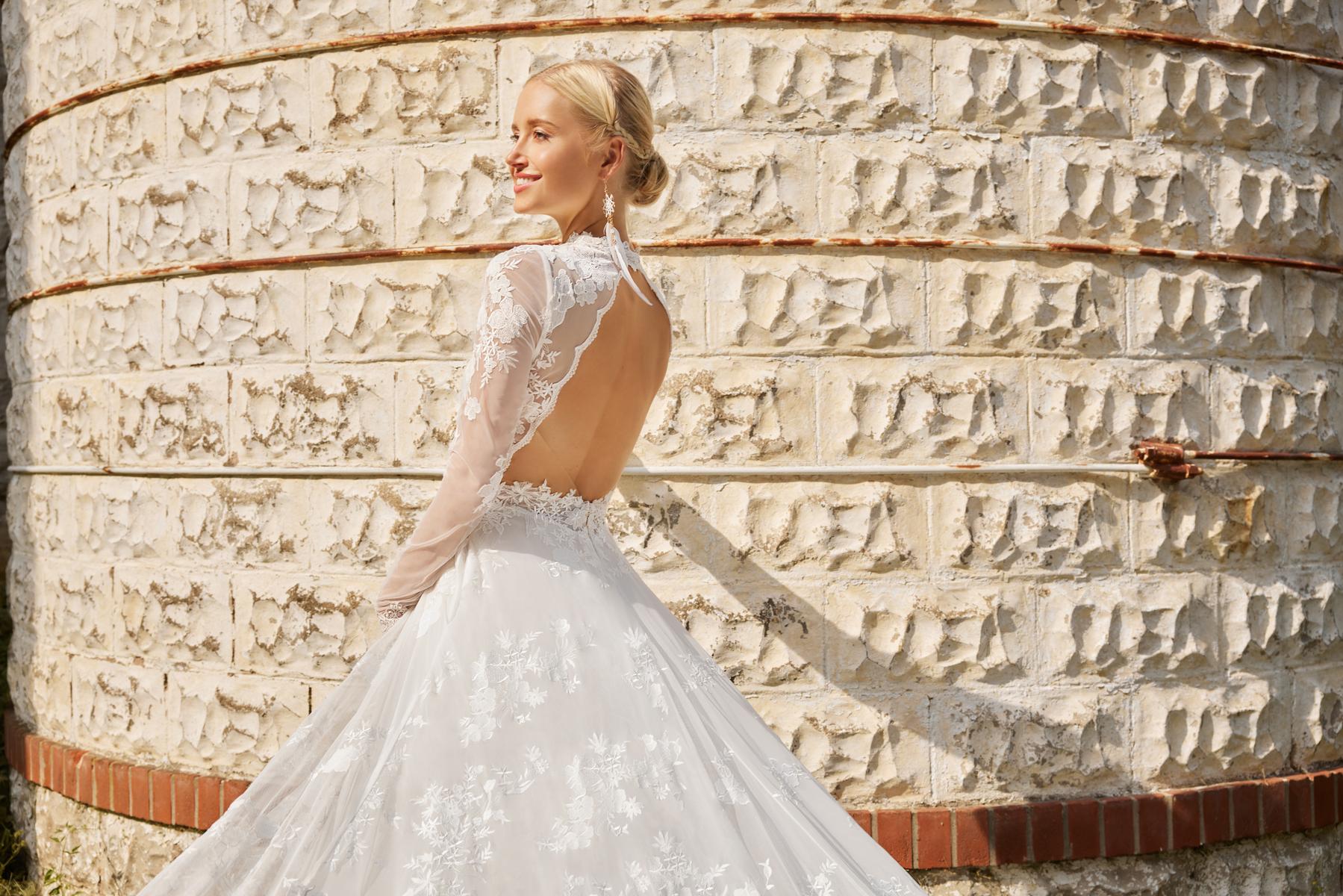 La Perle Style Number LP2222 - 4