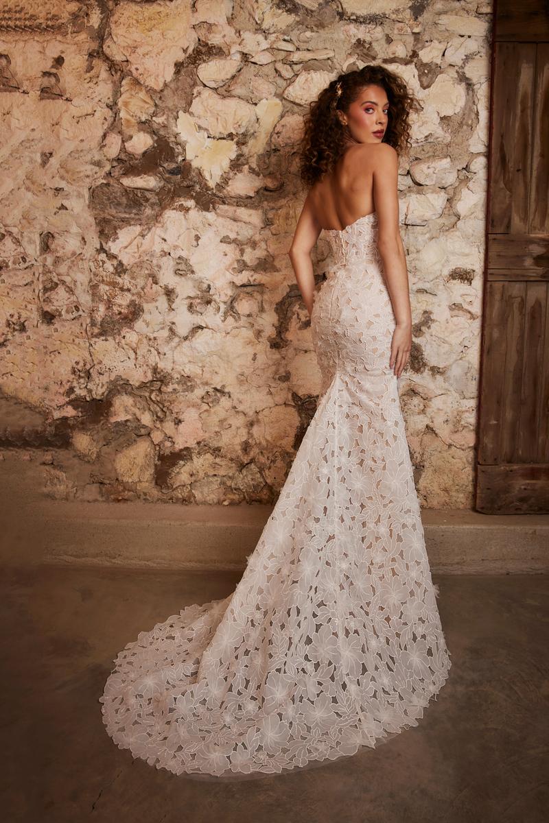 La Perle Style Number LP2252 - 6