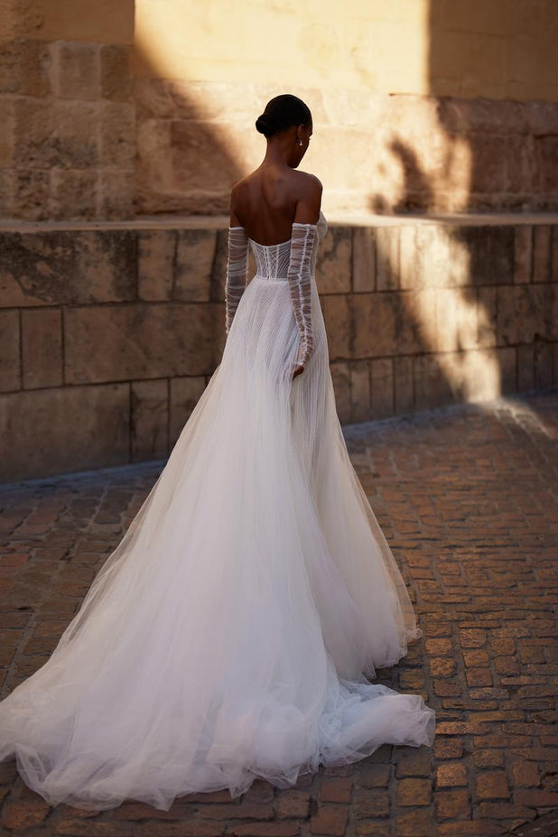 Romanzo Style Number 2356 - 2