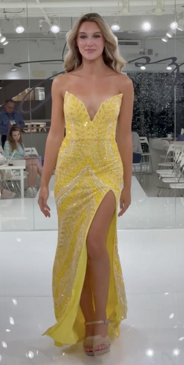 Jasz Couture Dress 7910 Alexandra's Boutique Jasz Couture Dress 7910 Alexandra's Boutique