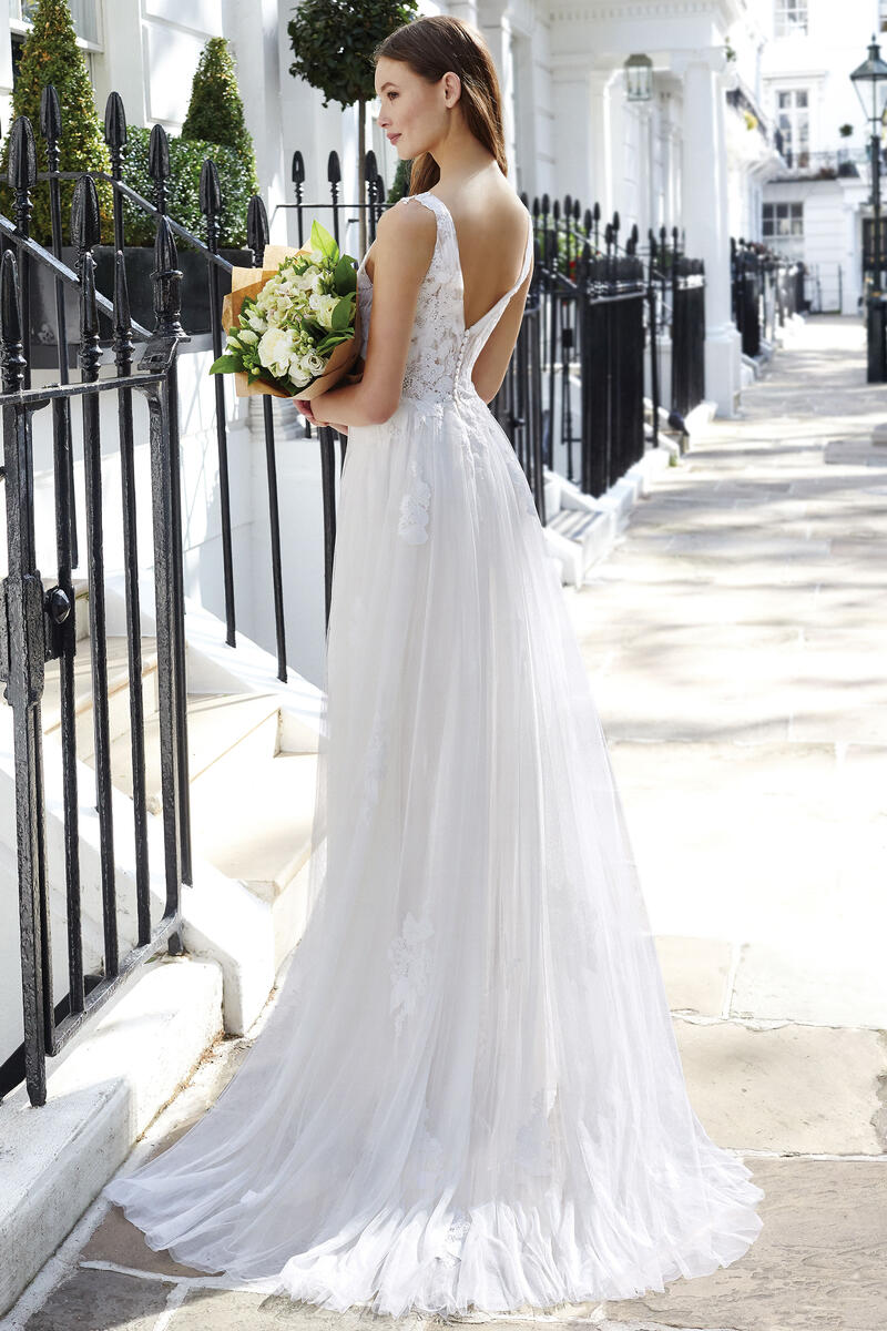 Adore Style Number 11132 - 2