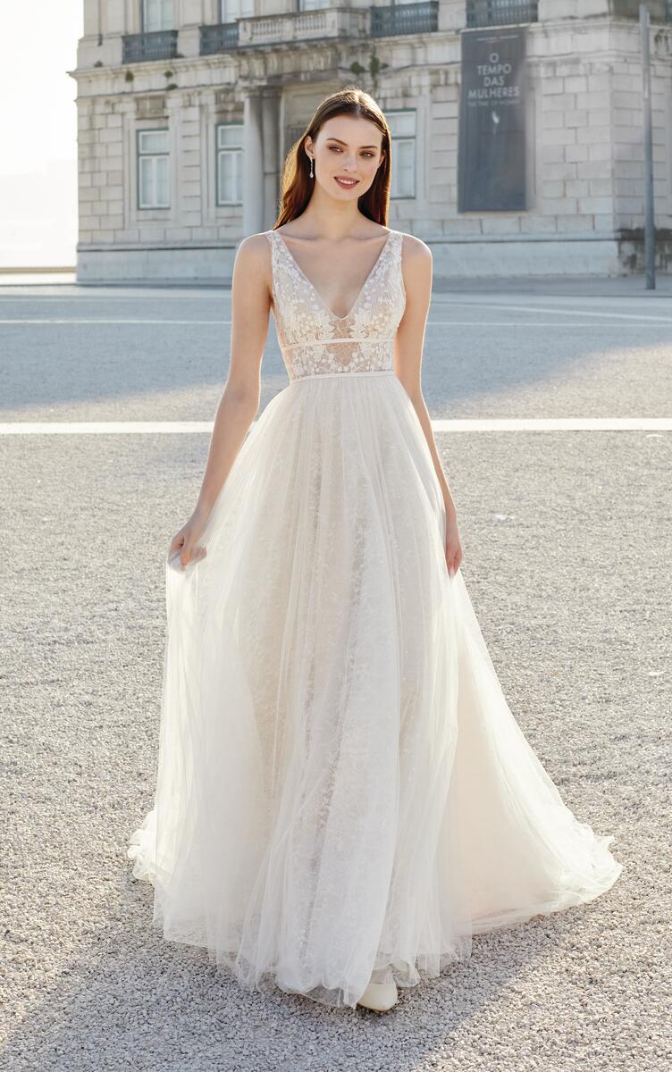 Adore Style Number 11160 - 5