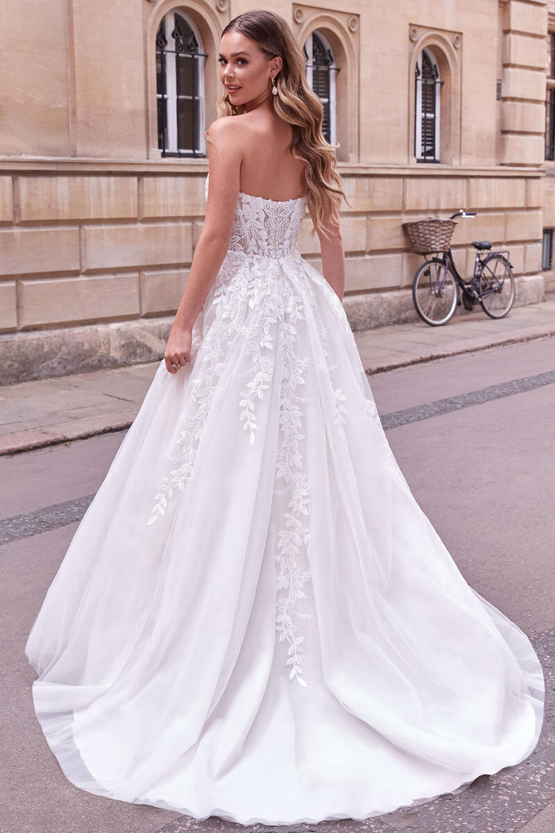 Adore Style Number 11181 - 2