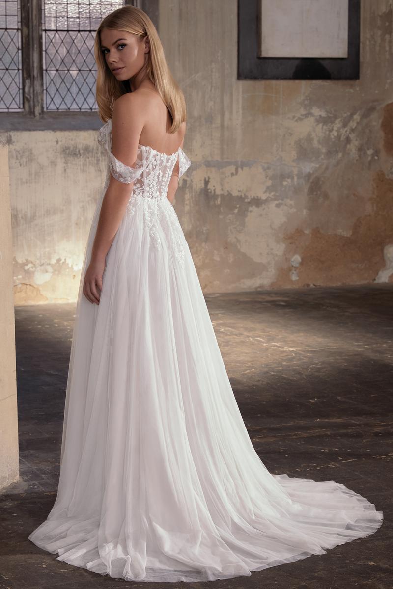 Adore Style Number 11295 - 2