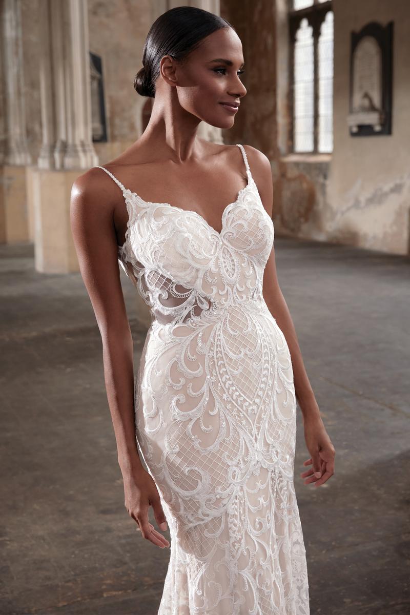 Adore Style Number 11300 - 7