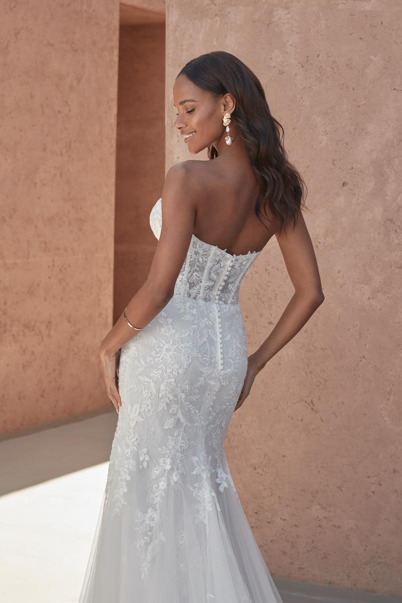 Adore Style Number 11315 - 4