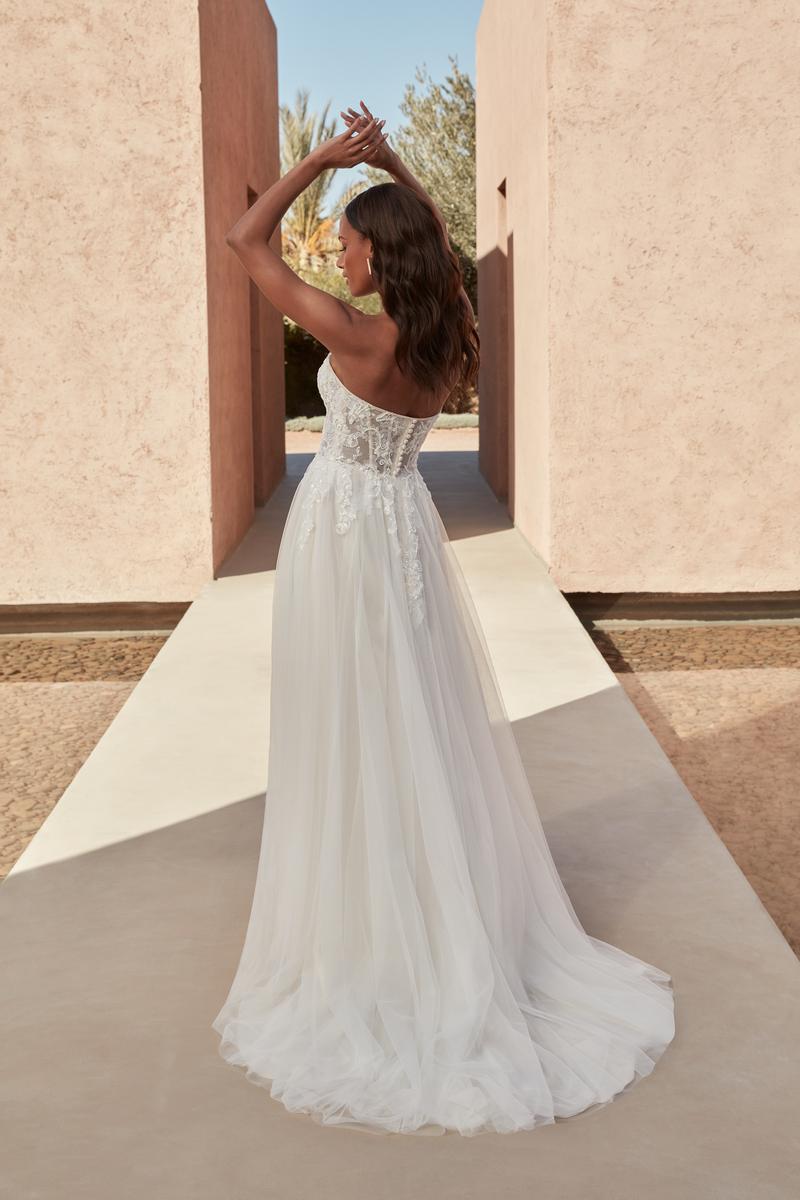 Adore Style Number 11332 - 6